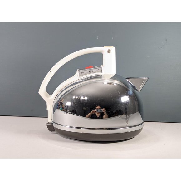 Vintage General Electric Kettle KE62A 1500W Automatic Boil N Shimmer WORKS - Picture 4 of 16